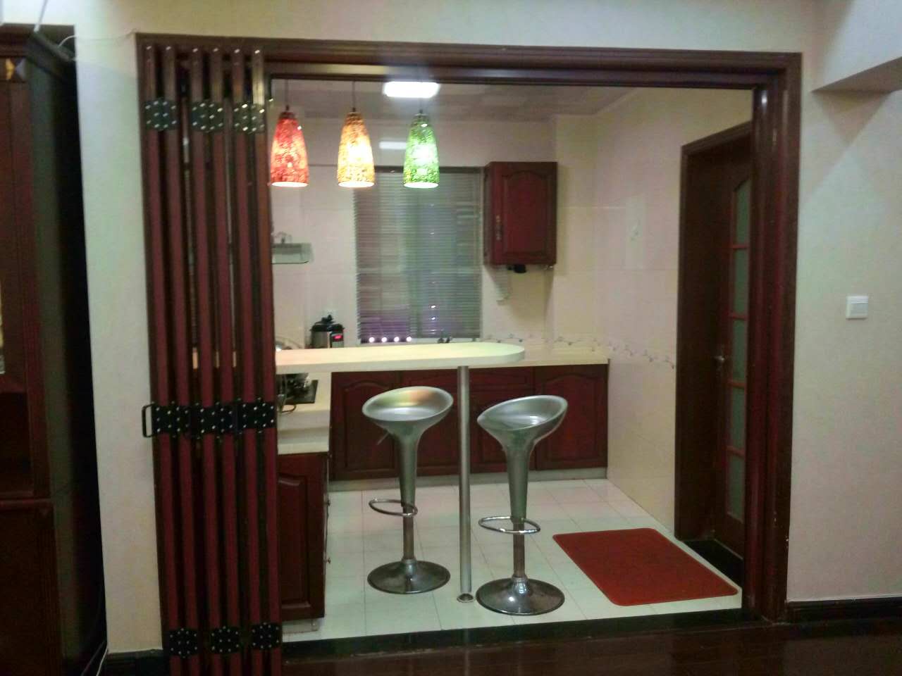 wjdh:city}廚房吊軌折疊門(mén)